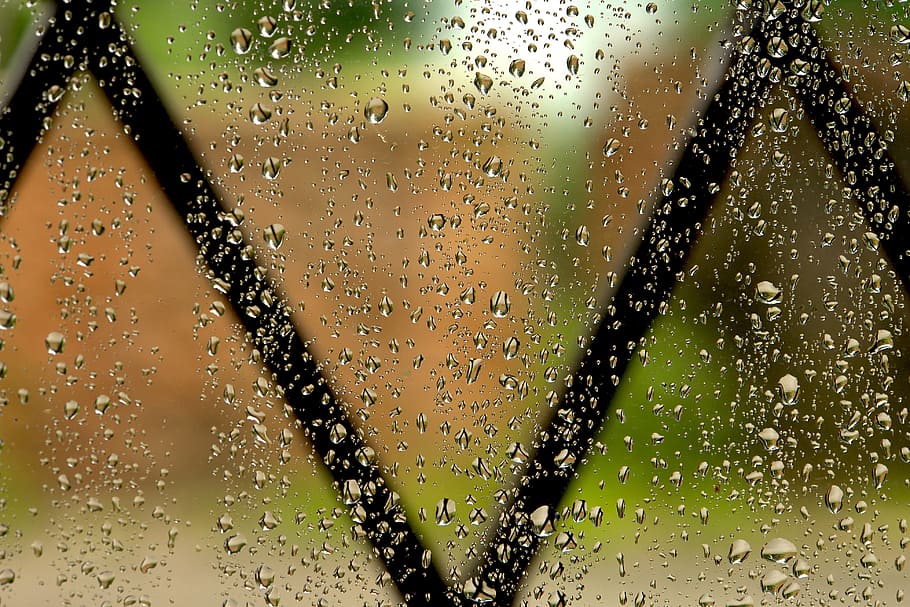 pioggia, finestra, grato, finestra piovosa, far cadere, inverno, gocciolante, tempo metereologico, acqua, bagnato, avvicinamento, in casa, natura, vetro - materiale, nessuno, trasparente, fotogramma intero, goccia di pioggia, concentrarsi sulle conoscenze acquisite, stagione piovosa, freschezza, cibo e bevande, bicchiere, purezza, 4K