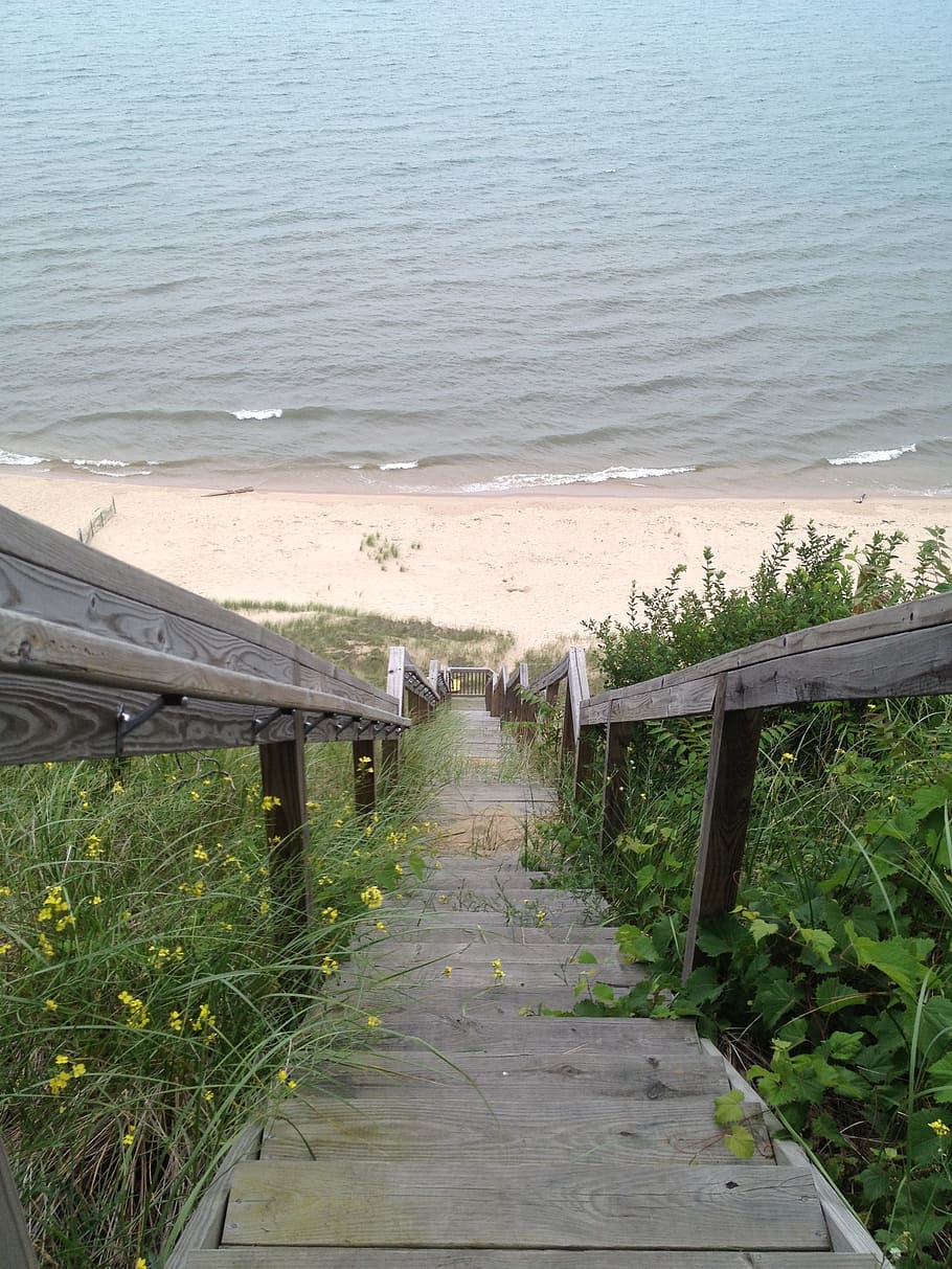 escales, passos, platja Llarga, oceà, Riba, llarg, platja, llac, barana, escala, escalar, baixar, accés, sorra, Costa, aigua, mar, vacances, festa, escalada, passatge, naturalesa, línia de costa, a l'aire lliure, cap gent, sendera, dia, vista d’angle alt, terra, planta, bellesa a la natura, el camí a seguir, escenics - natura, direcció, material de fusta, creixement, escena tranquil·la, tranquil·litat, moviment, 2K