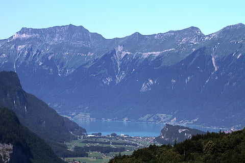 alpins, muntanyes, imposant, paisatge, alpí, muntanyes, naturalesa, llac, suïssa, cim, cel, senderisme, bosc, alpinisme, alp, brienz, Alps suisses, bergtour, muntanya, Serra, neu, bellesa a la natura, escenics, escenics - natura, escena tranquil·la, aigua, tranquil·litat, escena no urbana, arbre, cap gent, dia, idíl·lic, planta, medi ambient, remot, a l'aire lliure, cim de muntanya, formació, 5K, CC0, domini públic, lliure de regalies