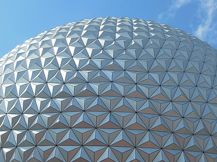 disney, epcot, textura, florida, parcs, orlando, arquitectura, viatjar, terra, extern, viatge, globus, triangle, geomètric, nau espacial, gris, patró, estructura construïda, cel, destinacions de viatge, vista d’angle baix, disseny, modern, forma, cap gent, núvol - cel, exterior de l'edifici, metall, dia, cultura i entreteniment artístic, característica arquitectònica, naturalesa, forma geomètrica, resum, acer, aliatge, 4K, CC0, domini públic, lliure de regalies