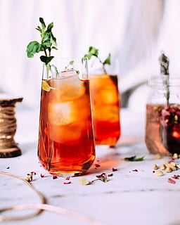 rød, væske, is, plante, Iste, klar, i klar, drikke, glas, friskhed, mad, blad, alkohol, urt, drikkeglas, frugt, mynteblad - kulinarisk, urtemedicin, tæt på, mad og drikke, selektiv fokusering, ingen mennesker, bord, forfriskning, husholdningsudstyr, stilleben, blomst, indendørs, gennemsigtig, cocktail, 4K, CC0, offentligt domæne, royaltyfrie