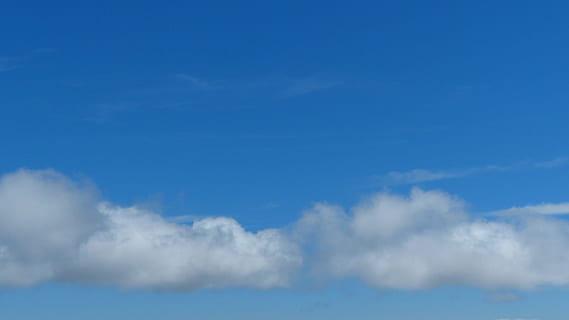 kumulatīvie mākoņi, debesis, mākoņi, fona, fleecy, darbvirsmas fons, fona attēls, cloudscape, zils, mākonis - debesis, raksturs, skaistums dabā, tikai debesis, atmosfērā, vējš, pūkains, vidi, apmācies, nav cilvēku, balta krāsa, kopēt vietu, skatuves - daba, līkne, dinamiskas krāsas, brīvība, ārā, maigums, abstrakts, tīrs, virs, klimats, 4K, CC0, publiskais domēns, bez atlīdzības