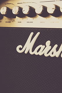cerca de la foto, blanco, amplificador de guitarra marshall, amplificador, música, vivir, festival, volumen, audio, acústico, canción, estudio, guitarra electrica, sonar, bajo, Datailaufnahme, amperio, más fuerte, mezclador de sonido, marshall, texto, escritura occidental, comunicación, adentro, de cerca, nadie, controlar, tecnología, información, naturaleza muerta, firmar, equipo, cultura de las artes y entretenimiento, el color blanco, número, nudo, de color negro, conexión, instrumento musical, mensaje, 4K, CC0, dominio público, libre de derechos