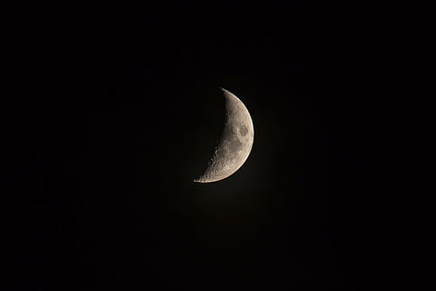view, half moon, dark, night, moon, light, astronomy, moon Surface, crescent, moonlight, planetary Moon, sky, space, nature, full Moon, scenics - nature, beauty in nature, tranquility, tranquil scene, space and astronomy, no people, astrology, copy space, idyllic, science, low angle view, outdoors, eclipse, 5K, CC0, public domain, royalty free
