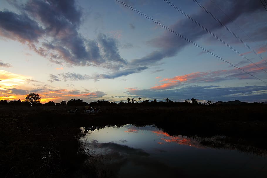 daggry, landskab, natur, himmel, skyer, farver, aften, udendørs, refleksioner, sol, solnedgang, træer, vand, sky - himmel, afspejling, skønhed i naturen, ro, scenics - natur, rolig scene, sø, træ, miljø, ingen mennesker, plante, silhuet, ikke-urbane scene, idyllisk, refleksions søen, 1080P