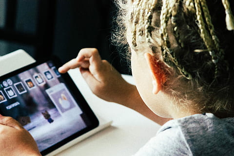 girl, operating, tablet computer, holding, tablet, leaning, table, ipad, screen, child, fingers, one person, indoors, technology, adult, communication, computer, wireless technology, portrait, headshot, women, close-up, connection, human body part, body part, rear view, internet, domestic room, using laptop, hairstyle, human hair, over the shoulder view, 5K, CC0, public domain, royalty free