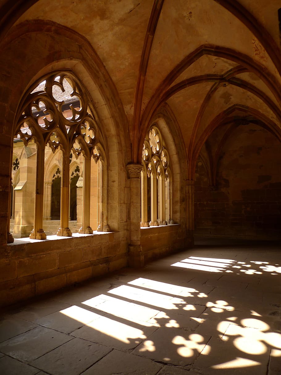 reformació, llum, ombra, arquitectura, martin luther, Alemanya, històricament, edifici, arc, estructura construïda, a l'interior, dia, el passat, finestra, lloc de culte, història, religió, llum solar, cap gent, creença, espiritualitat, columna arquitectònica, arcade, sostre, sòls, ornamentat, sòl de rajoles, abadia, pati, 2K