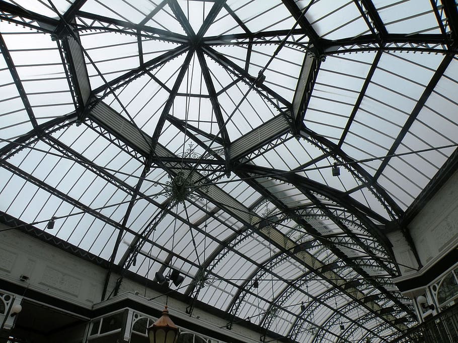 sostre, vidre, estructures, patrons, modern, interior, corb, arquitectura, arquitectònic, dissenys, brillant, espaiós, vista d’angle baix, estructura construïda, a l'interior, claraboia, cap gent, dia, patró, metall, vidre - material, cel, característica arquitectònica, transparent, llum solar, estació de ferrocarril, indústria, naturalesa, biga del sostre, arquitectura i art, viga, estació, 720P