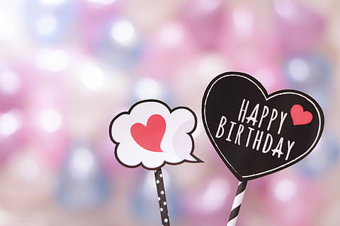 svart, hjerteformede, lykkelig, bursdagsinnredning, svart hjerte, Gratulerer med dagen, dekor, kjærlighet, hjerteform, romanse, dag, bakgrunn, Valentinsdag - ferie, dekorasjon, feiring, illustrasjon, symbol, rød, valentinkort, hilsen, form, gratulasjonskort, gave, tekst, ingen folk, nærbilde, positiv følelse, følelse, kommunikasjon, vestlig skript, rosa farge, fokusere på forgrunnen, kopiere plass, begivenhet, budskap, design, utendørs, skilt, 1080P, CC0, offentlig domene, opphavsrett gratis