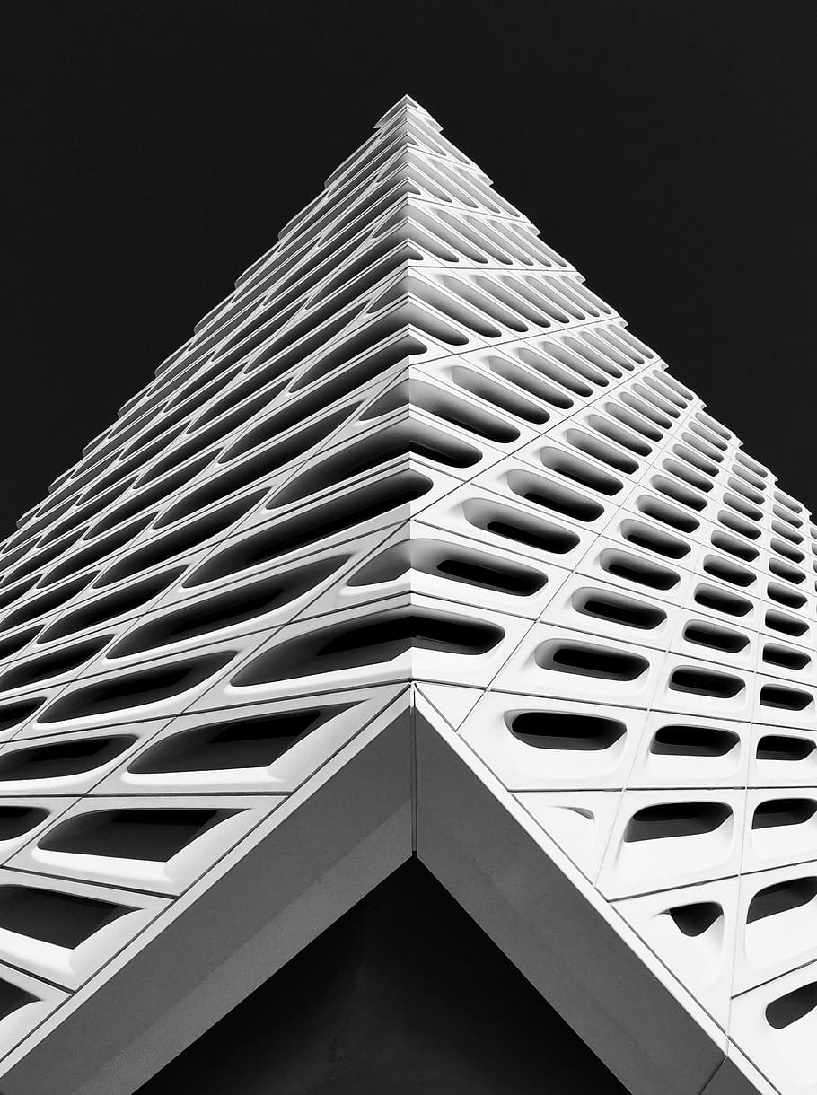baix, fotografia d'angle, edifici highrise, edifici, arquitectura, cantonada, angle, blanc i negre, estructura construïda, exterior de l'edifici, vista d’angle baix, ciutat, modern, cap gent, patró, exterior d’edifici d’oficines, cel, alta - alta, gratacels, a l'aire lliure, nit, oficina, naturalesa, torre, característica arquitectònica, directament a sota, 4K