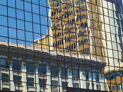 okno, okna, odzwierciedlenie, lustro, refleksje refleksji, budynek, nowoczesne budownictwo, architektura, San Diego, Kalifornia, plac, kwadraty, geometryczny, wzór, niebieski, żółty, biały, tekstura, zbudowana struktura, na zewnątrz budynku, szkło - materiał, budynek biurowy na zewnątrz, niski kąt widzenia, nowoczesny, Miasto, gabinet, odbicie, żadnych ludzi, dzień, pełna ramka, na dworze, tła, niebo, Natura, wieżowiec, 2K, CC0, domena publiczna, darmowe zdjęcia