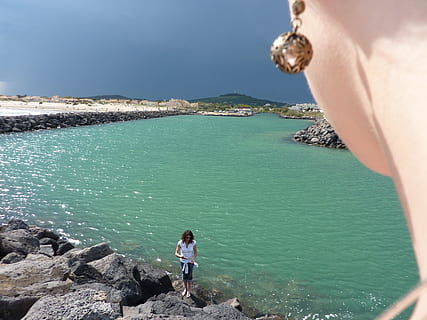 Dam, Loop, Ear, Madam, Woman, sea, beach, water, leisure activity, standing, two people, real people, rock, rock - object, lifestyles, solid, day, nature, beauty in nature, sky, people, women, land, scenics - nature, sunlight, outdoors, 2K, CC0, public domain, royalty free