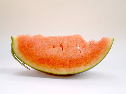 anguria, fetta, isolato, seminato, delizioso, tropicale, dolce, bianca, cibo dietetico, cibo dolce, rosso, dieta, spuntino, studio, sfondo bianco di anguria, cibo salutare, mangiare, cocomero isolato, fetta di anguria, salutare, vitamina, taglio, mangiare sano, melone, rinfresco, frutta, sfondo, fresco, nutrizione, Salute, cibo, succoso, anguria seminata, porzione, sezione trasversale, freschezza, girato in studio, cibo e bevande, benessere, in casa, singolo oggetto, nessuno, ritagliare, avvicinamento, sfondo bianco, maturo, seme, 2K, CC0, dominio pubblico, privo di copyright